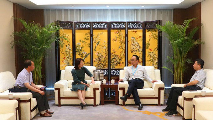定西市委常委、宣傳部長陳月芳一行 到集團(tuán)公司推介洽談合作項(xiàng)目
