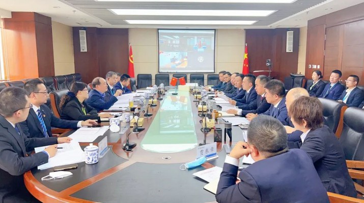 石培文董事長一行赴投資集團(tuán)、開發(fā)建設(shè)公司調(diào)研指導(dǎo)工作